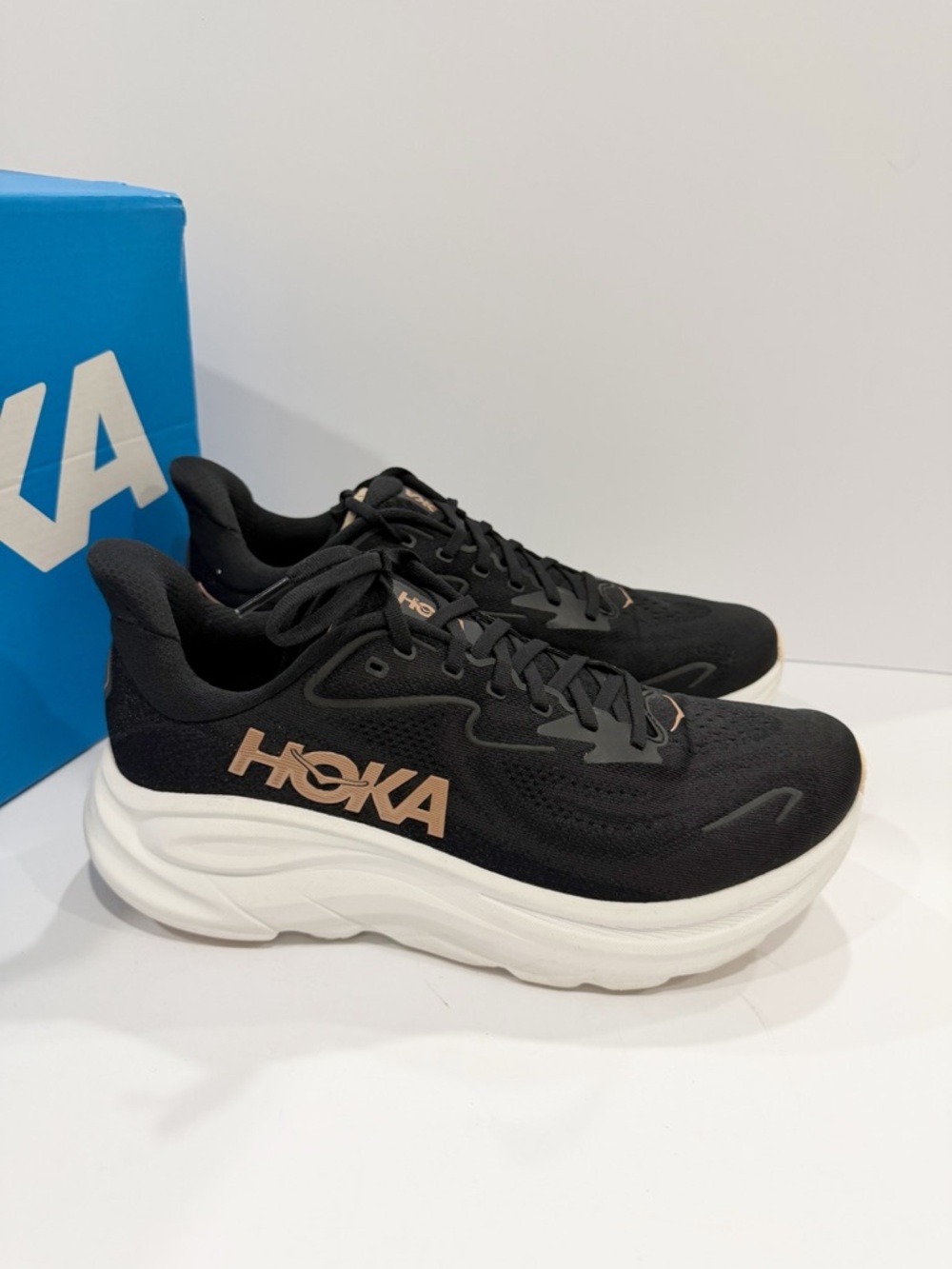 Hoka One One Clifton 10 Women’s Shoes - Picture 2 of 10